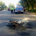 Motor terbakar usai menabrak pejalan kaku hingga meninggal di tuban