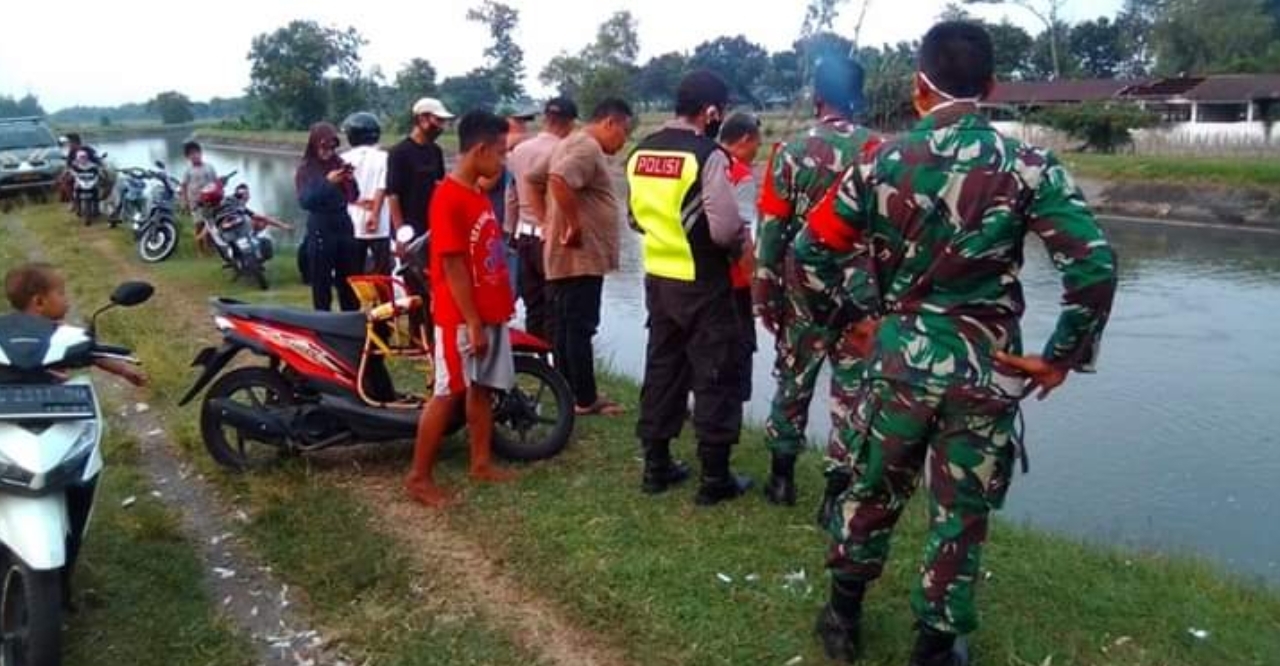 Pelajar Kediri Tenggelam Ambil HP Tercebur di Sungai