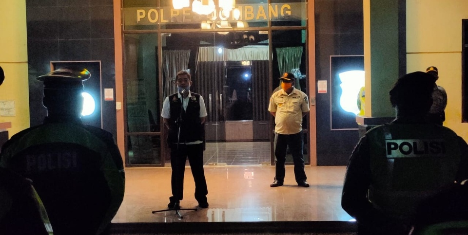 Pedagang di Kawasan Terminal Makam Gus Dur Senang Ada Patroli Polisi