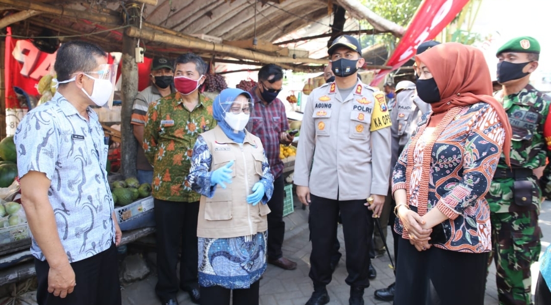 Pasar Tangguh Mojoagung Upaya Lindungi Pedagang - Pembeli Dari COVID-19