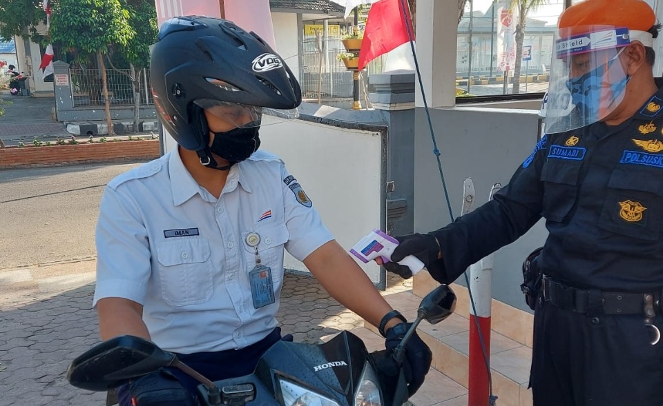 Cegah Corona, KAI Daop 7 Madiun Hentikan Absen Sidik Jari