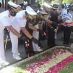 HUT ke 75 TNI, Pangkoarmada II Ziarah Makam Presiden ke-4 Gus Dur di Jombang