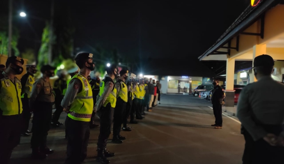 Polres Jombang Gencarkan Patroli Protokol Kesehatan di Malam Hari