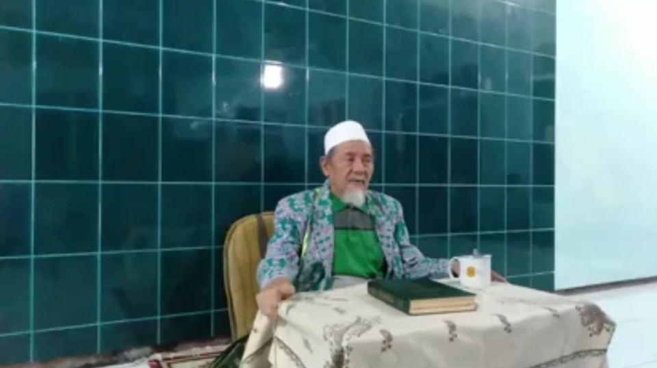 Innalillahi.. KH Moh Faruq Pengasuh Ponpes Al Bishri Denanyar Jombang Wafat