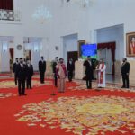 Presiden Jokowi Lantik 12 Duta Besar Luar Biasa di Istana Negara