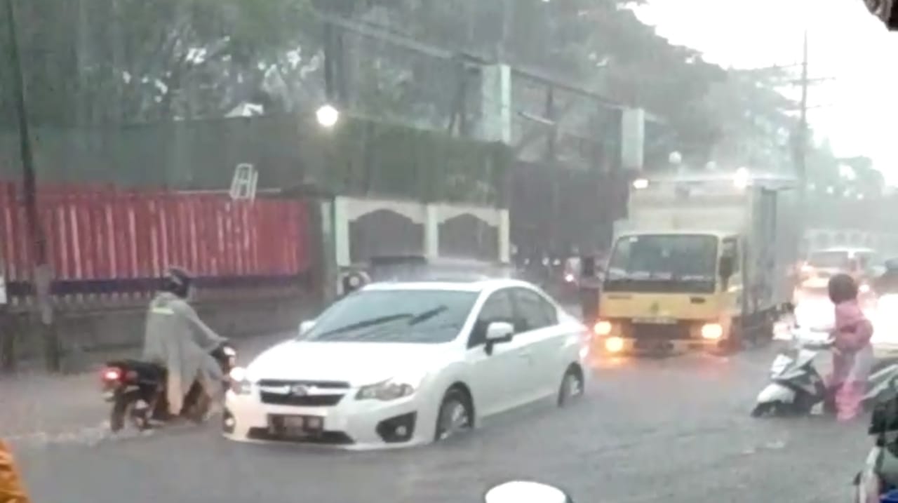 Diguyut Hujan, Sejumlah Wilayah di Kota Kediri Terendam Banjir