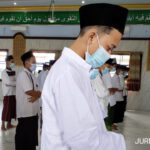 Santri di Jombang Gelar Salat Gaib Untuk Pemuka Agama Sekh Ali Jaber