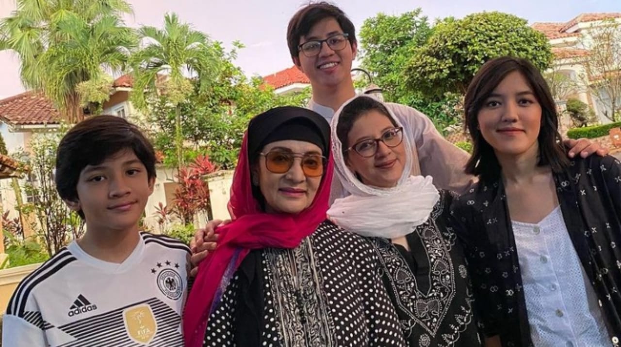 Innalillahi..Aktris Legendaris Farida Pasha Pemeran Mak Lampir Meninggal