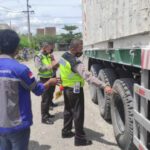 Gagal Mendahului, Perempuan Ini Tewas Tertabrak Truk Trailer di Tuban