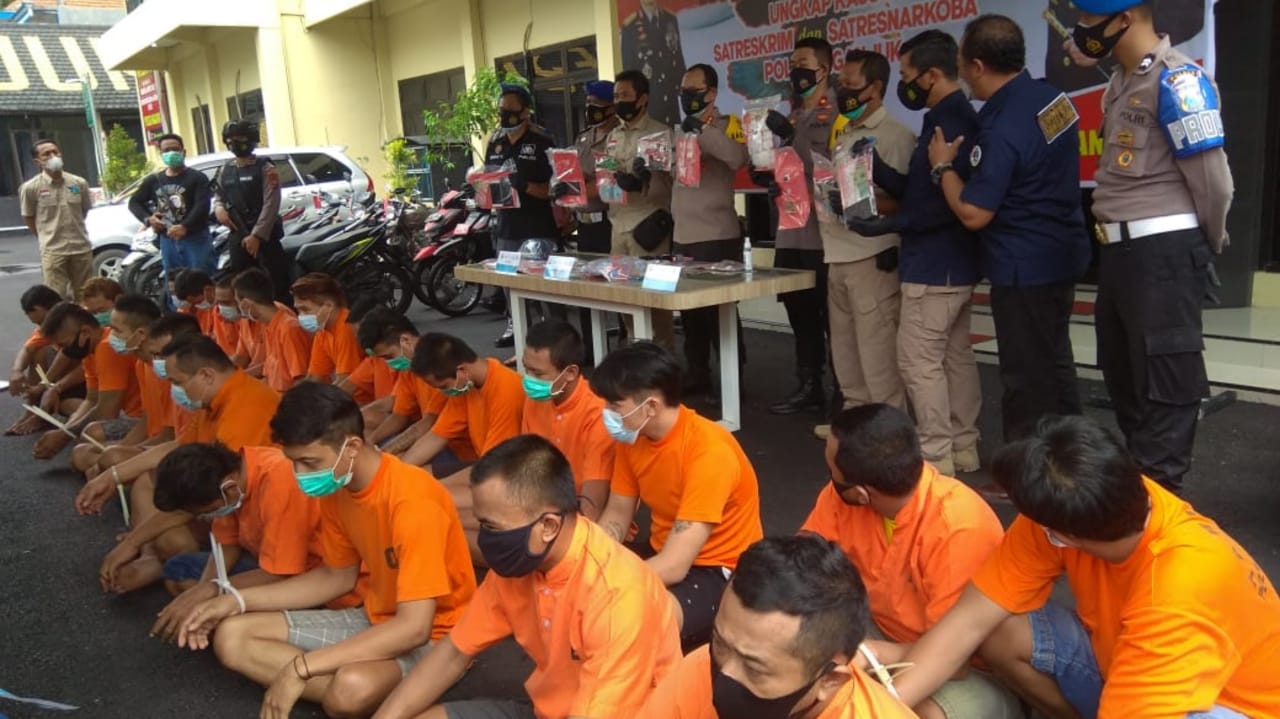 Sebulan, Polres Nganjuk Ungkap 19 Kasus Narkoba Dengan 23 Tersangka