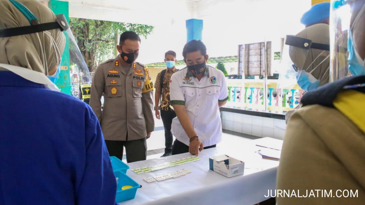 Cegah Kejadian Kapolsek Astanaanyar, Polres Jombang Tes Urine Personel