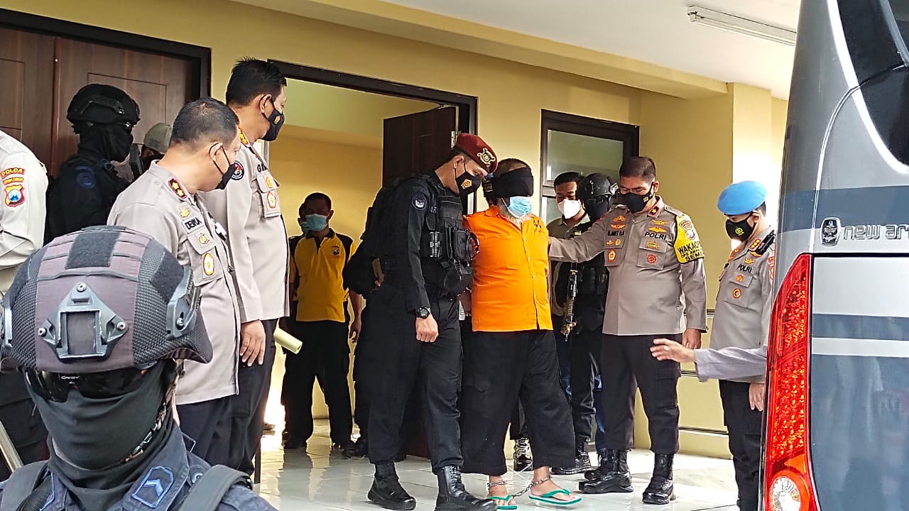 22 orang terduga Teroris tangkapan Densus 88 di Jatim dikirim ke Jakarta