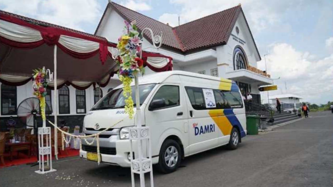 Damri Layani Rute Stasiun Magetan-Pantai Klayar Pacitan Tarif Murah