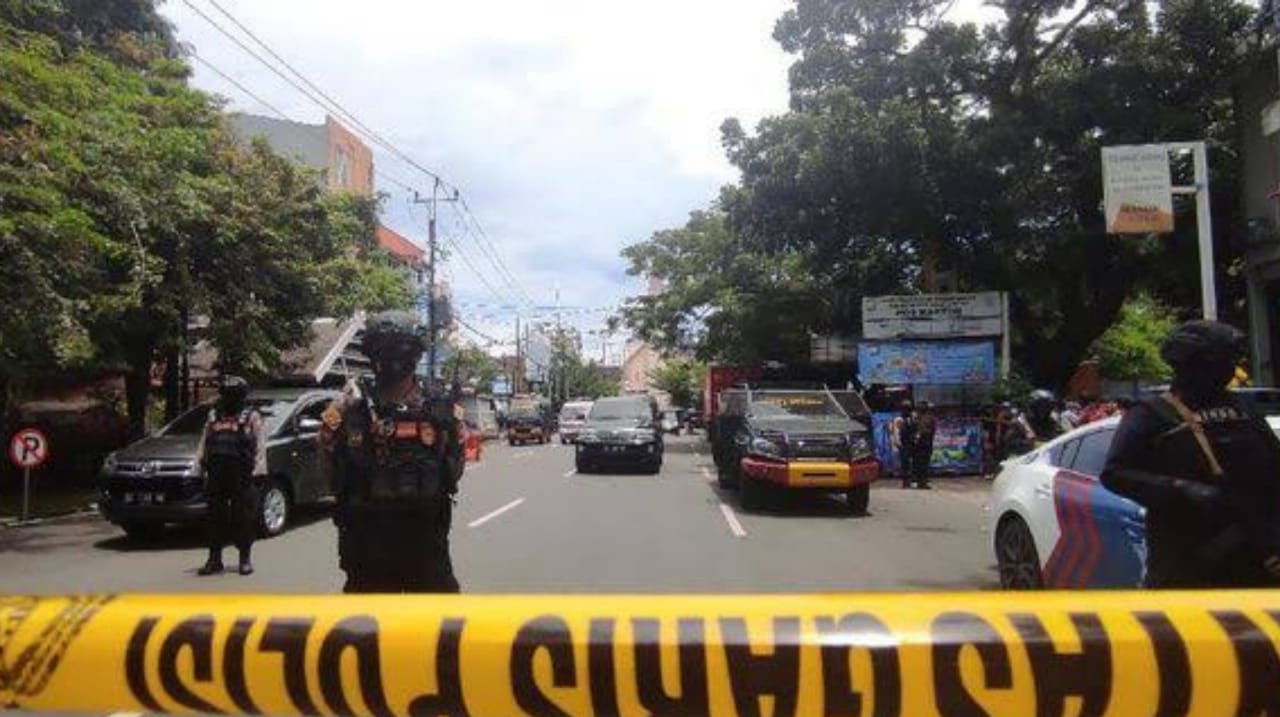 Kapolda Jatim Instruksikan Perketat Penjagaan Gereja Pasca Ledakan di Makassar