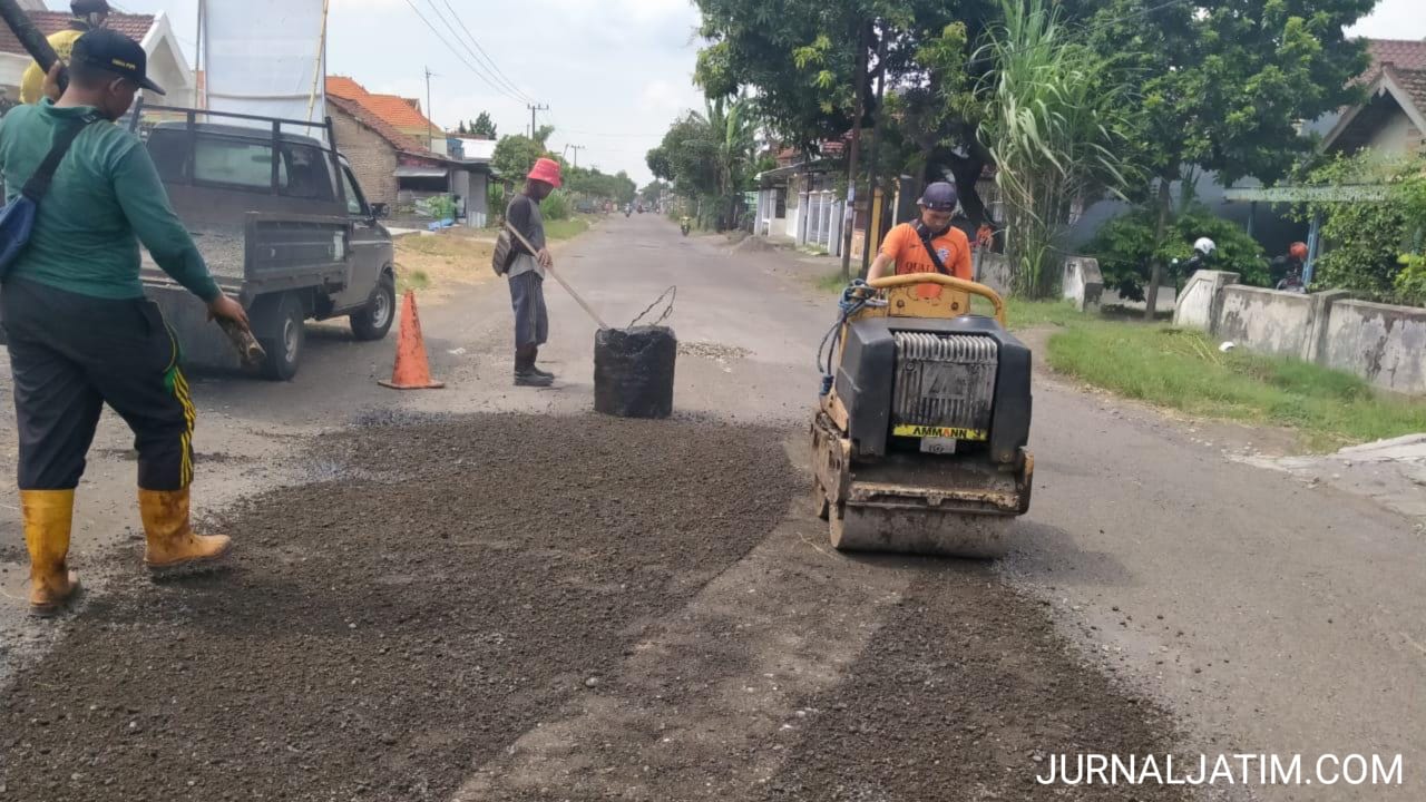 Dinas PUPR Jombang Tangani 500 Ruas Jalan Kabupaten