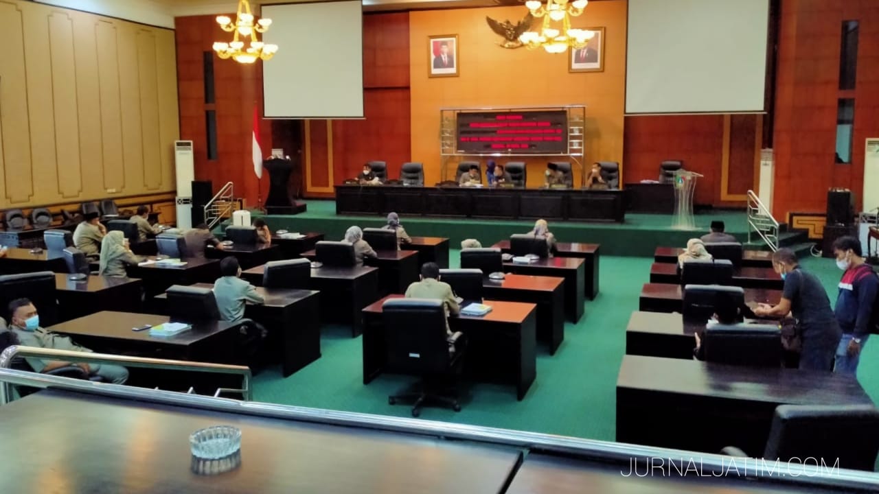 Mangkir Paripurna, 27 Anggota DPRD Jombang Dinilai Kekanak-kanakan