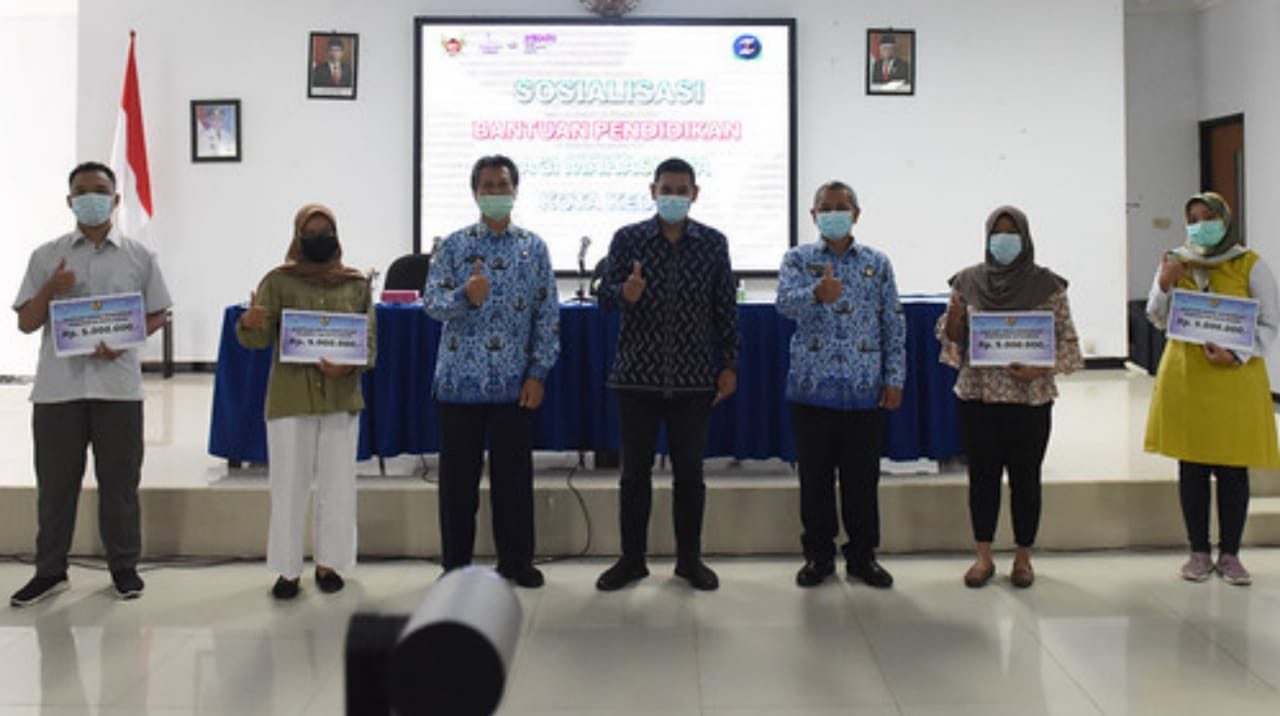 2.479 mahasiswa Kota Kediri dapat bantuan pendidikan Rp5 juta per tahun