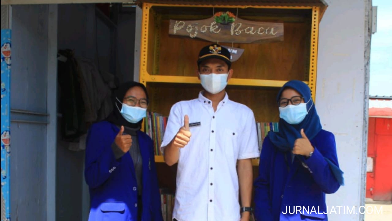 Keren! KKN Mahasiswa UM di Nganjuk Bikin Taman Baca Dan Spot Foto