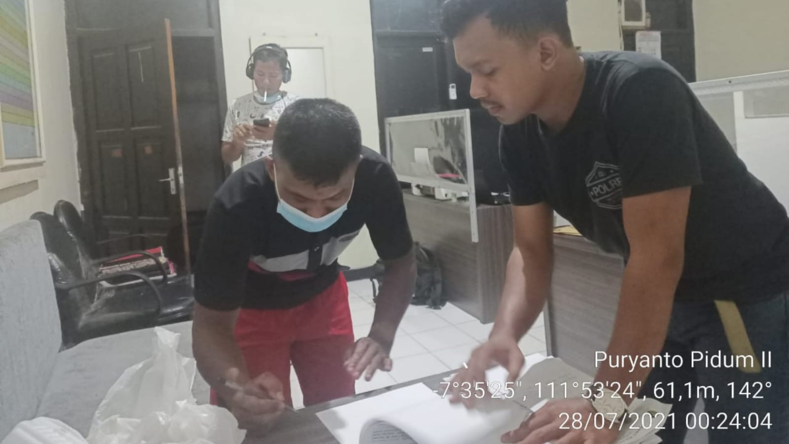 Ngaku Dinas Kodam V/Brawijaya, Penipu Warga Nganjuk Dibekuk di Ngawi