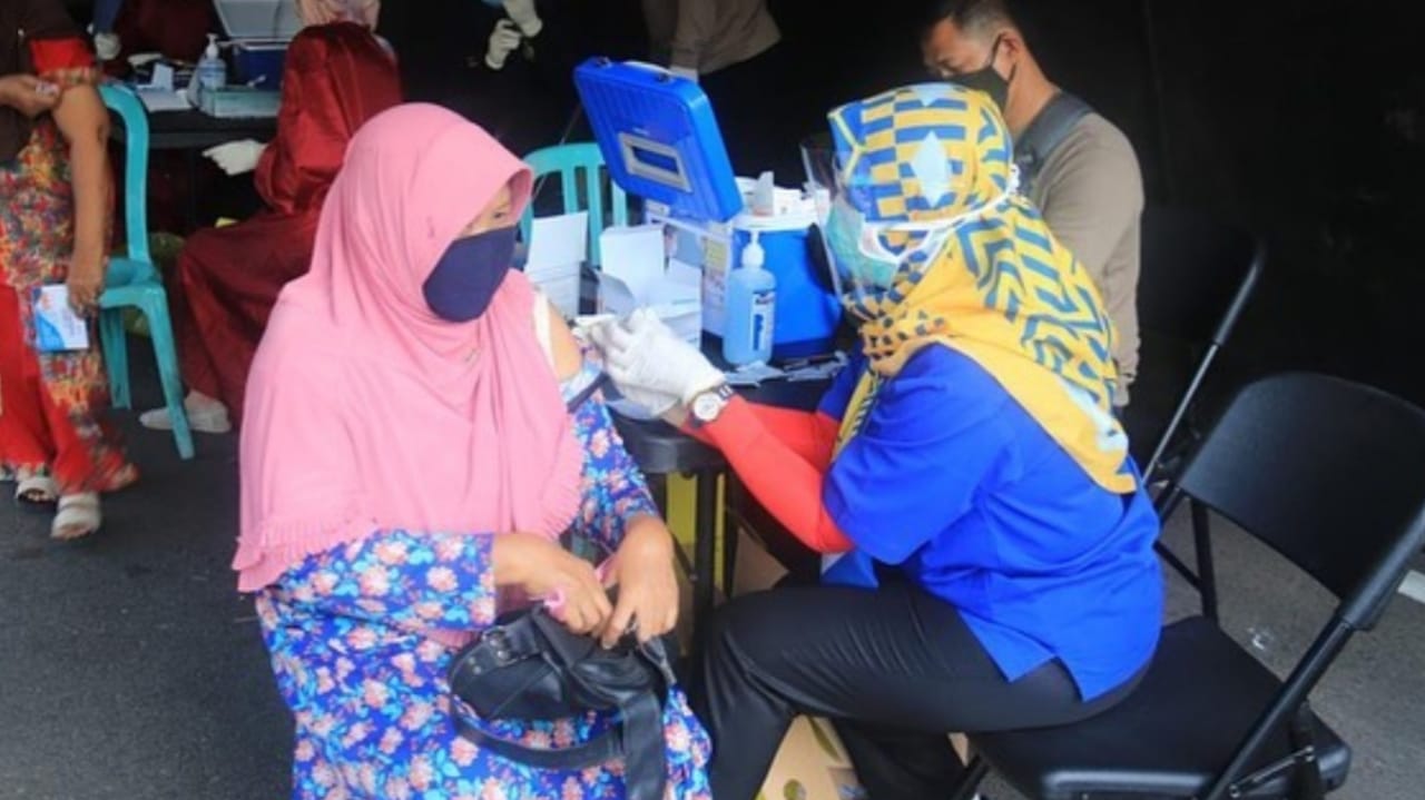 872 Orang Meninggal COVID-19, Tuban Percepat Vaksinasi Dosis Kedua