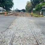 Nanti Malam Rel Kereta Api Diganti, Jalan Wahid Hasyim Jombang Ditutup