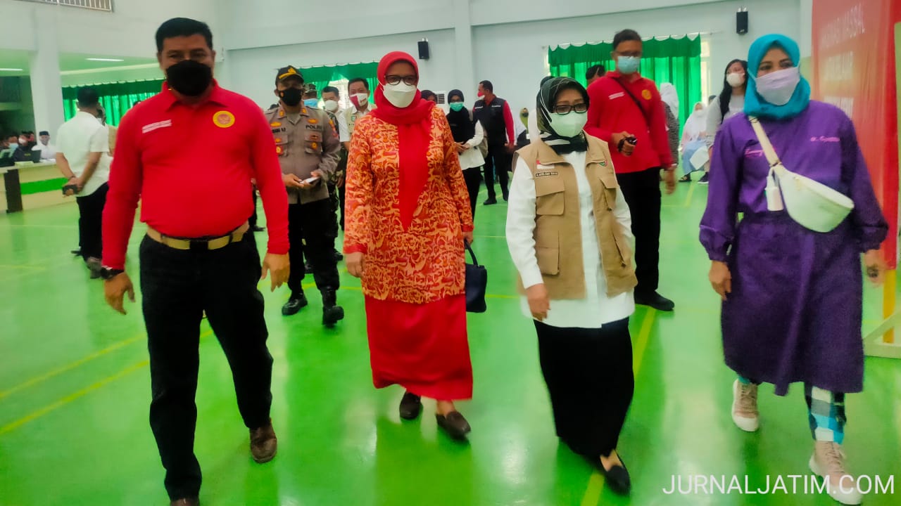 Sambut PTM, BIN Jatim Vaksinasi Santri Pesantren Denanyar Jombang