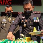 Kapolres Jombang Datangi Komandan Kodim Beri Kejutan HUT TNI ke 76