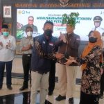 Wamentan dan Anggota Komisi IV DPR RI Bertemu Petani Milenial di Jombang