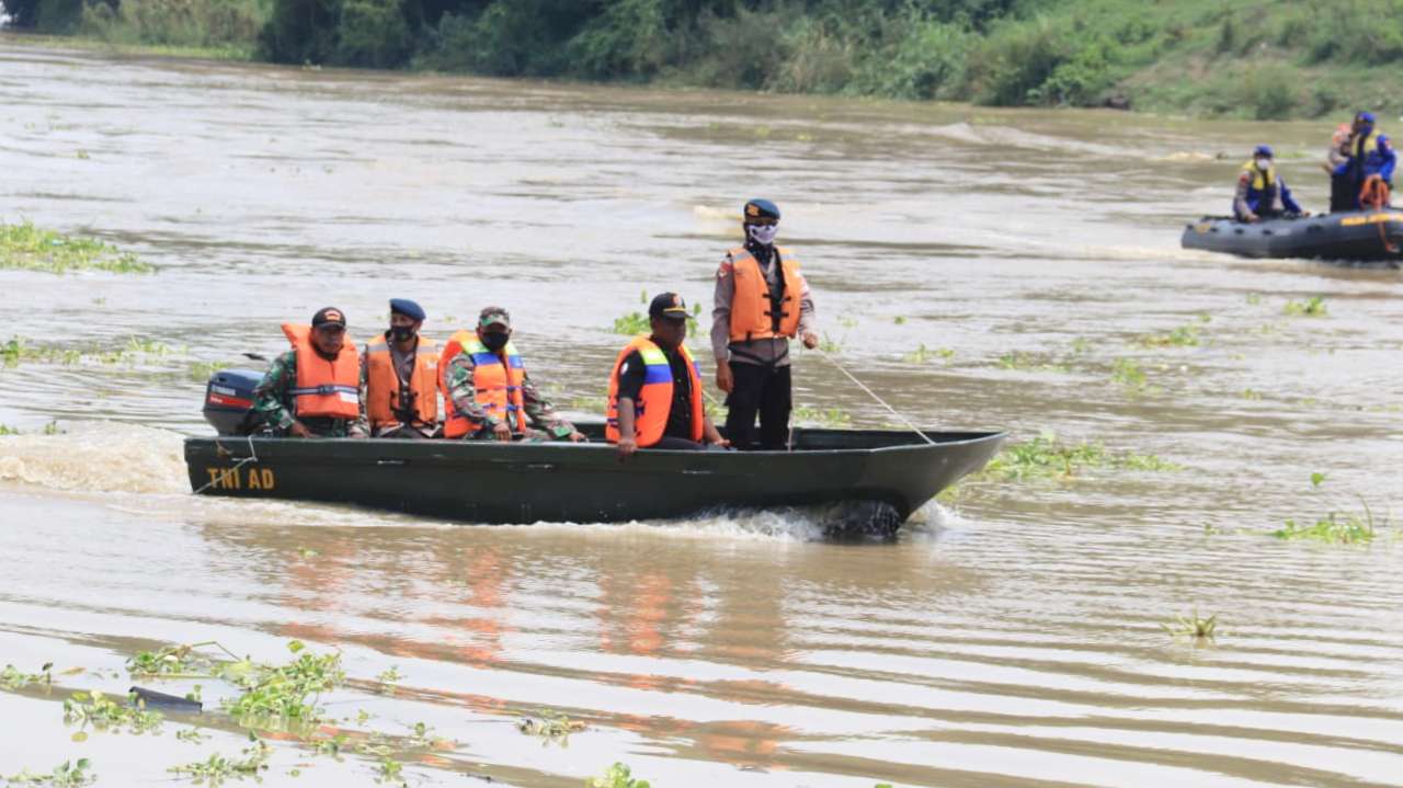 Update perahu tenggelam di Tuban, 5 korban meninggal, 10 orang selamat