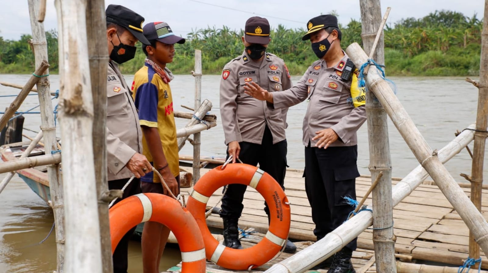 Pengelola Perahu Penyeberangan di Jombang Diimbau Lengkapi Peralatan