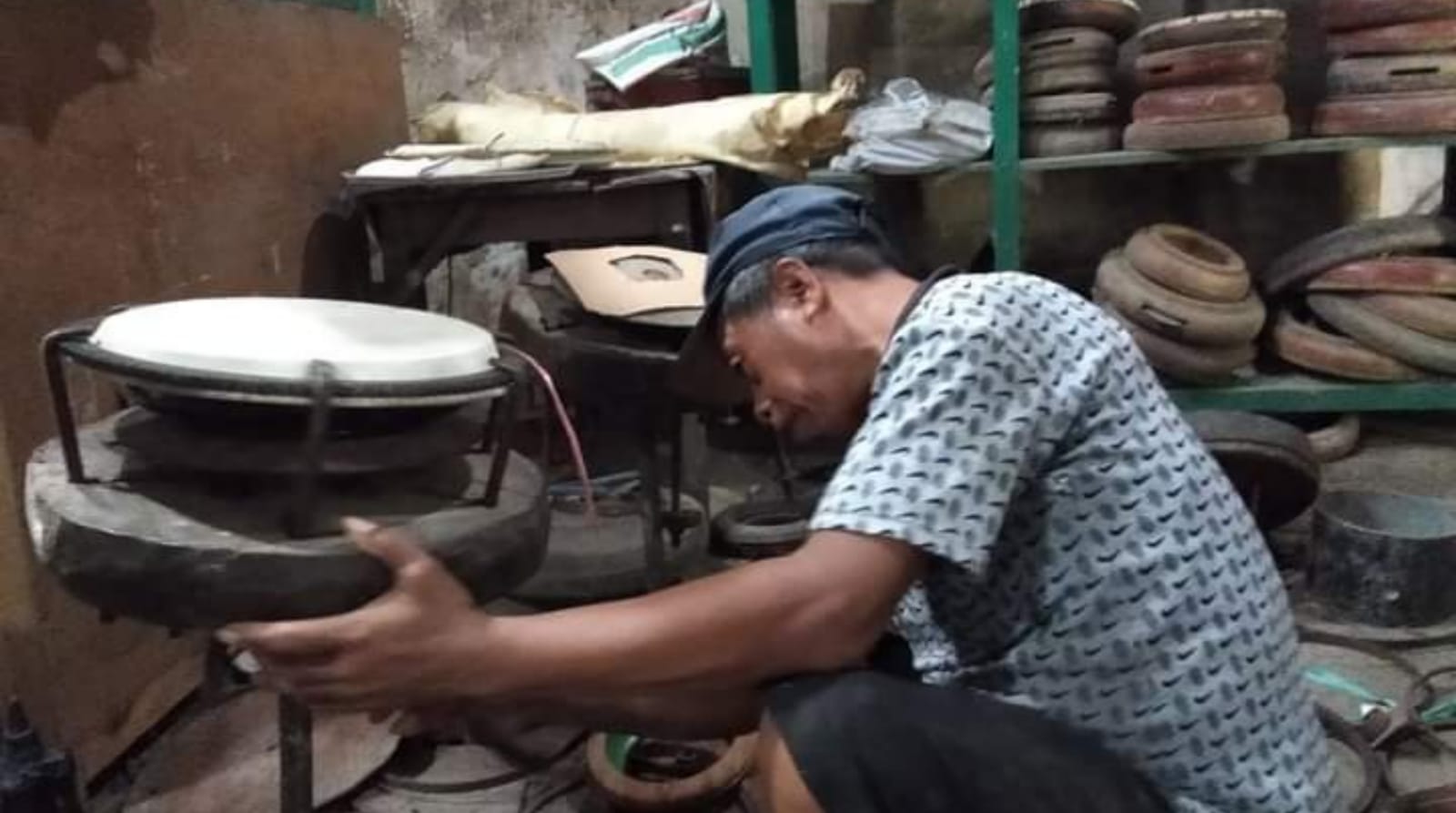 Kerajinan Rebana di Ngetrep Madiun Sejak Tahun 1965