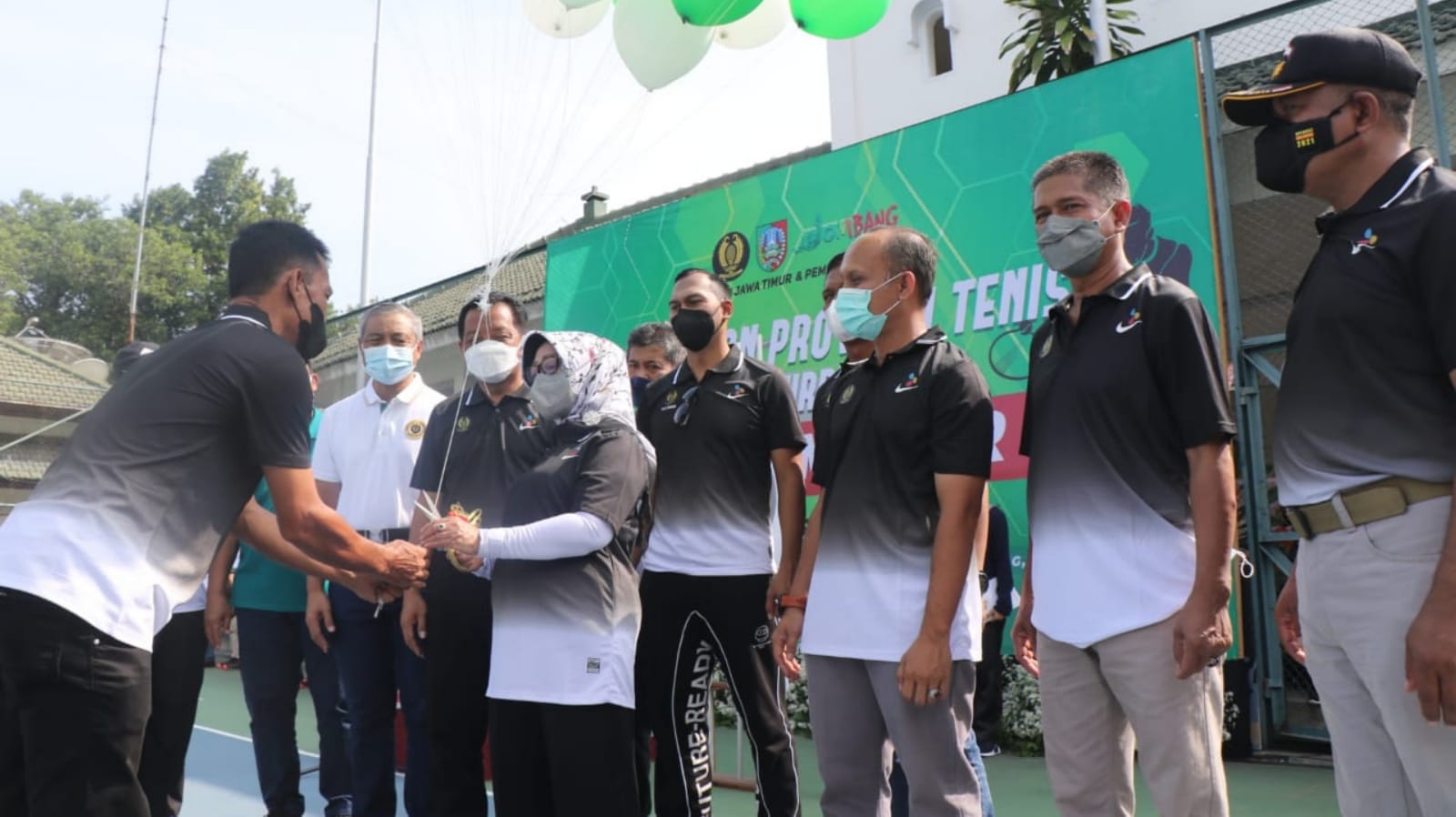 99 Atlet Tanding Kejurprov Tenis lapangan Yunior Master 2022 di Jombang