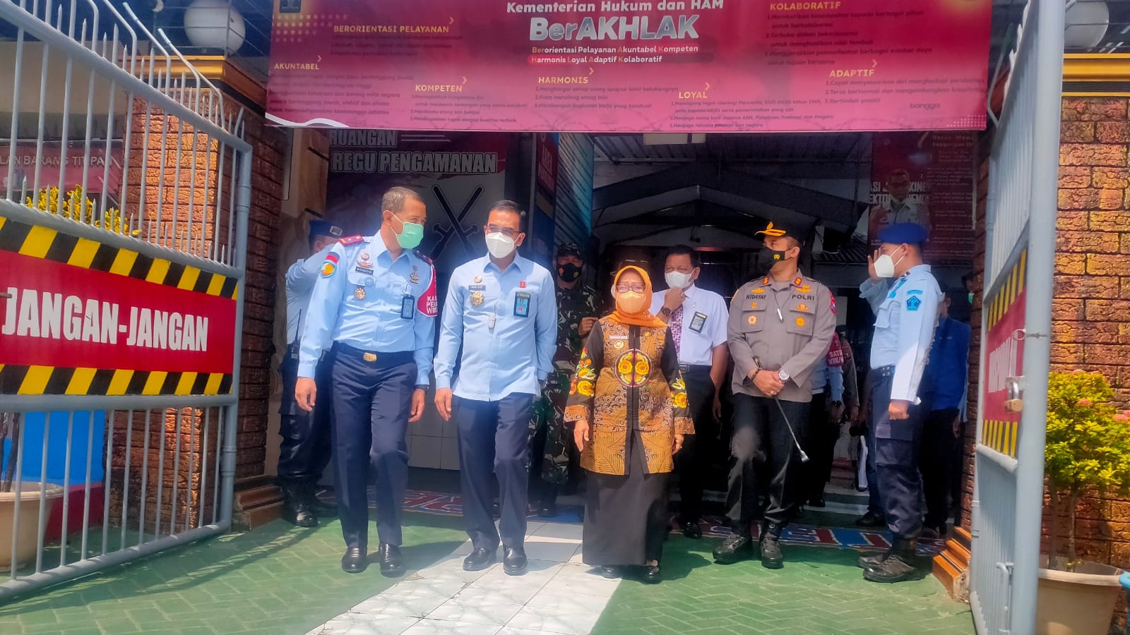 Bangunan Dapur Lapas Jombang Diresmikan Bupati Mundjidah Wahab