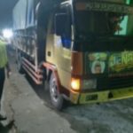 Jatuh Jalan Berlubang, Pengendara Motor Asal Tuban Tewas Ditabrak Truk