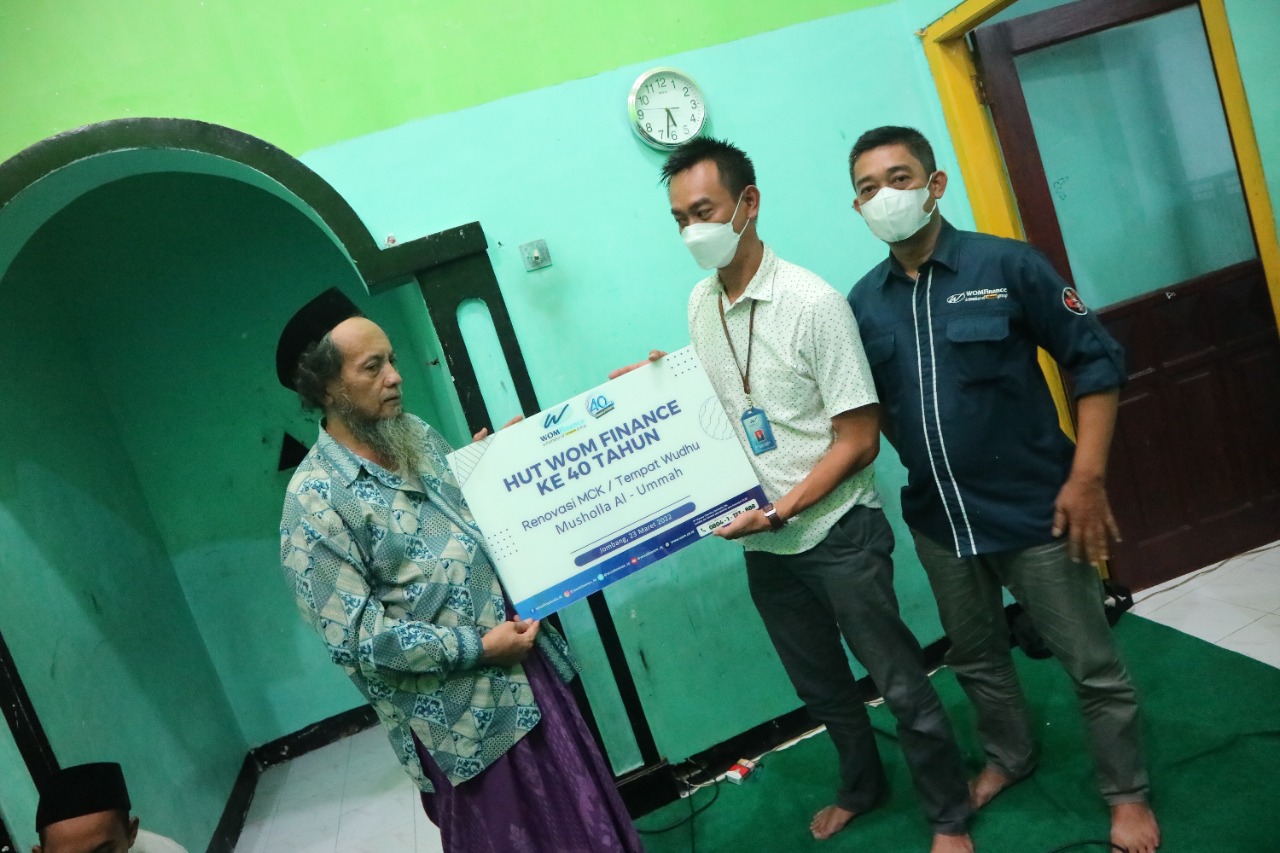 HUT ke 40, WOM Renovasi Fasilitas MCK dan Trmlat Wudu di Jombang