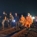 IMG-20220323-WA0061 Melompat ke Rel, Gadis Remaja Kediri Tewas Tertabrak KA di Jombang