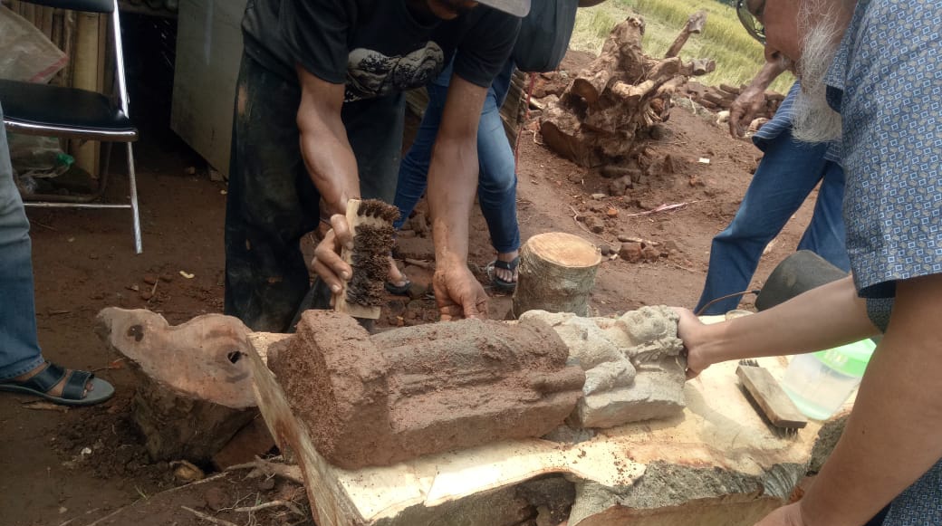 Arca Potongan Badan Nandiswara Ditemukan di Situs Pandegong Jombang