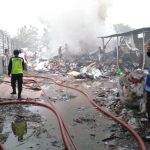 Kebakaran Tumpukan Barang Rongsokan di Jombang Gegara Petasan