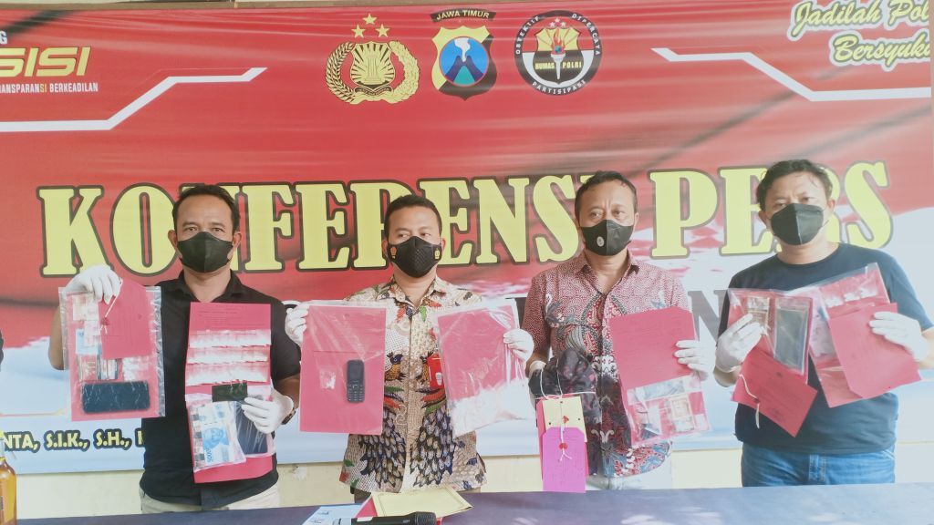 Dua Pemuda yang Menjual Pil Koplo ke Pelajar Tuban Dibekuk Polisi