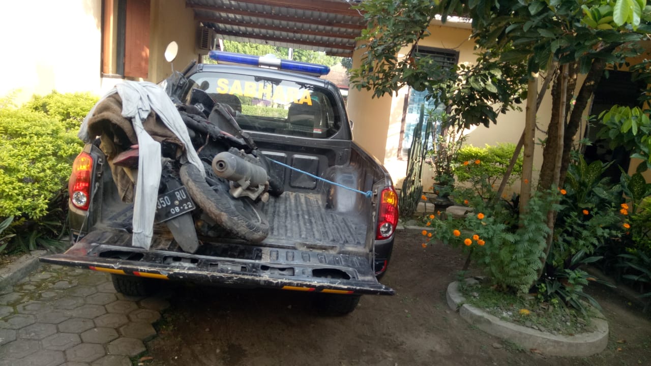 Bikin Kaget, Motor Pria Surabaya Terbakar saat Dikendarai di Jombang