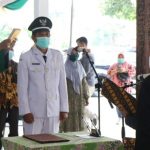 Kades Antar Waktu di Jombang Dilantik, Bupati: Jangan Ada Pungutan Liar