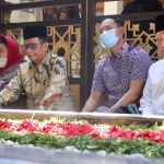 Ziarah ke Makam Gus Dur di Jombang, Mahfud MD: Kangen Ingin Bertemu