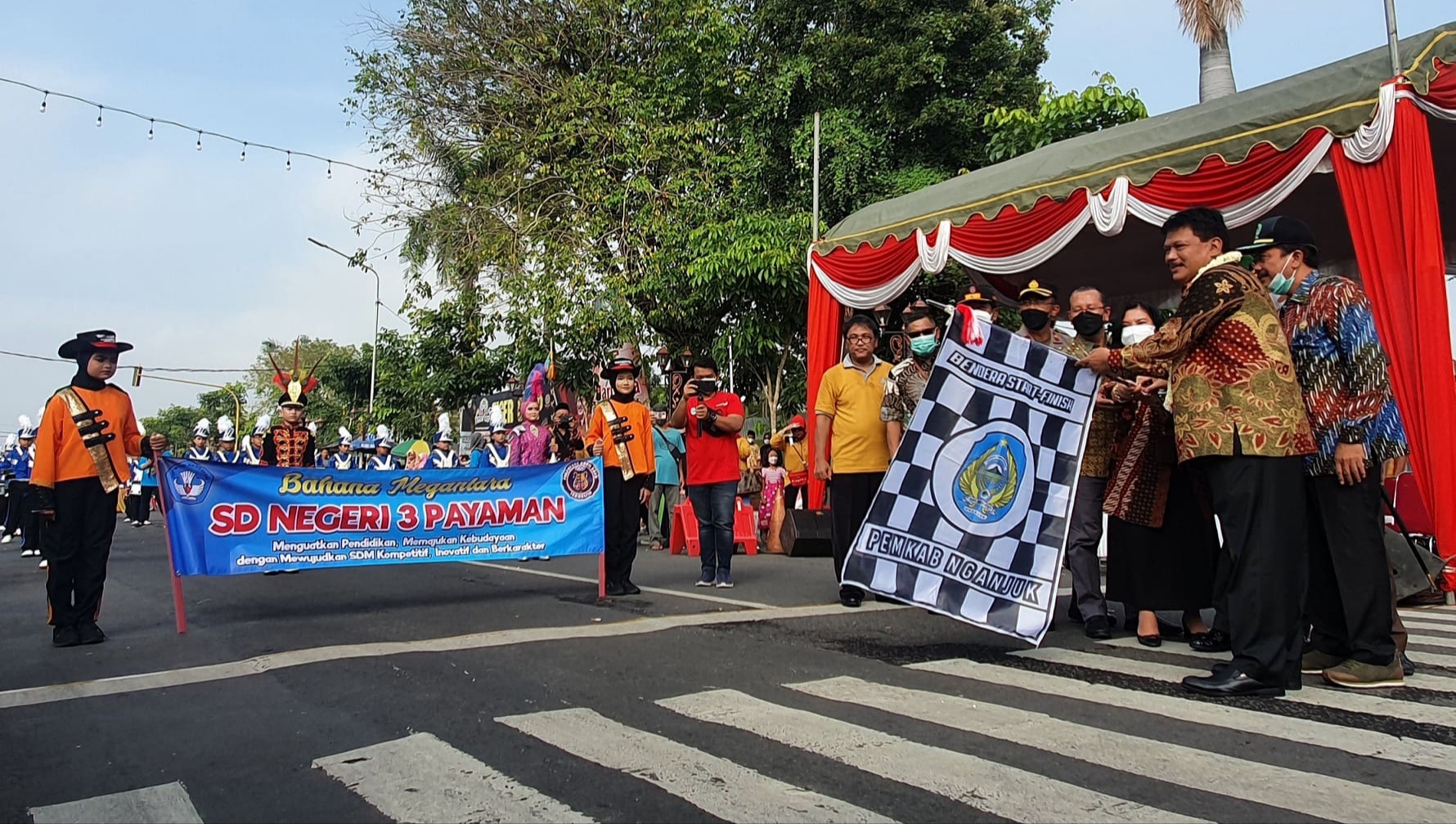 Parade Drumband Siswa Nganjuk Jadikan Anak Didik Miliki Jiwa Tangguh