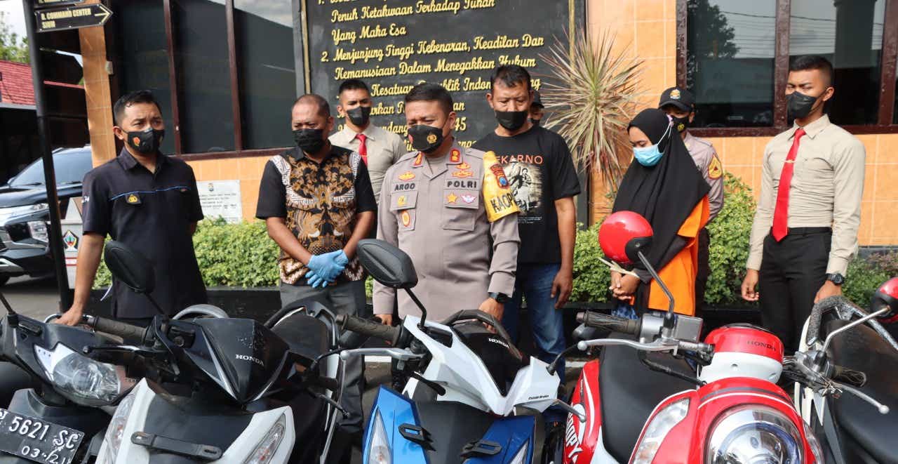 Ibu Muda Gelapkan Motor di Sembilan TKP Blitar, Sasar Pondok Pesantren