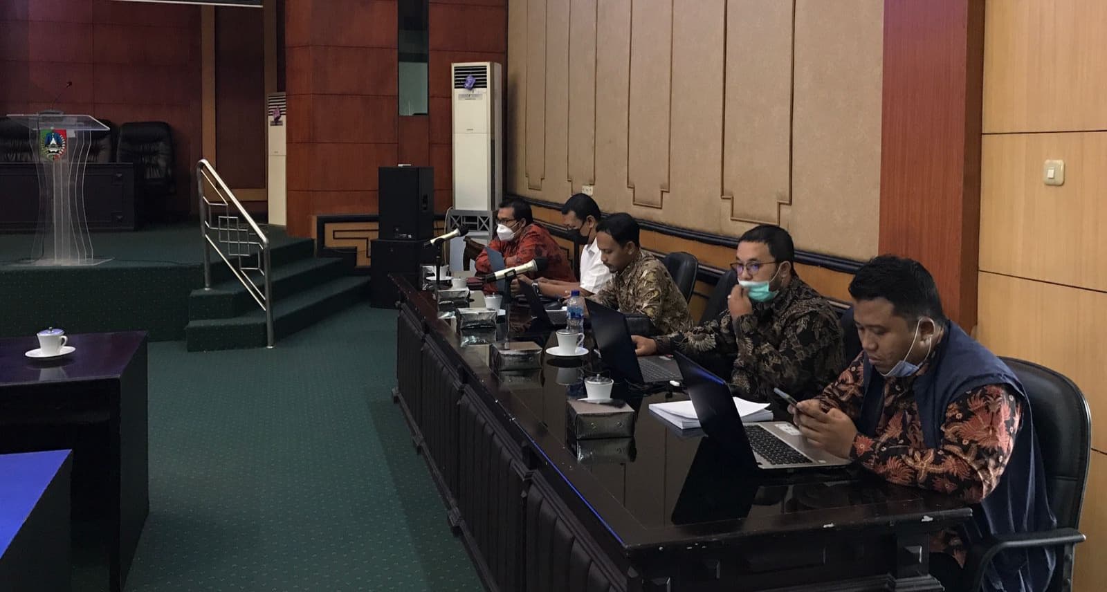 DPRD Jombang Bahas Dua Raperda Tentang Ketenagakerjaan dan UMKM