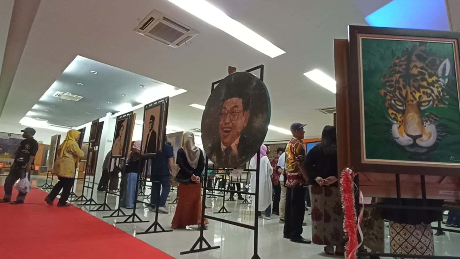 103 Lukisan Dipamerkan dalam Pameran Seni Rupa "Bergerak" di Jombang