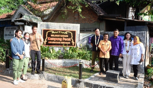 Momen Artis Ibu Kota Berkunjung ke Kampung Pecut di Kota Kediri