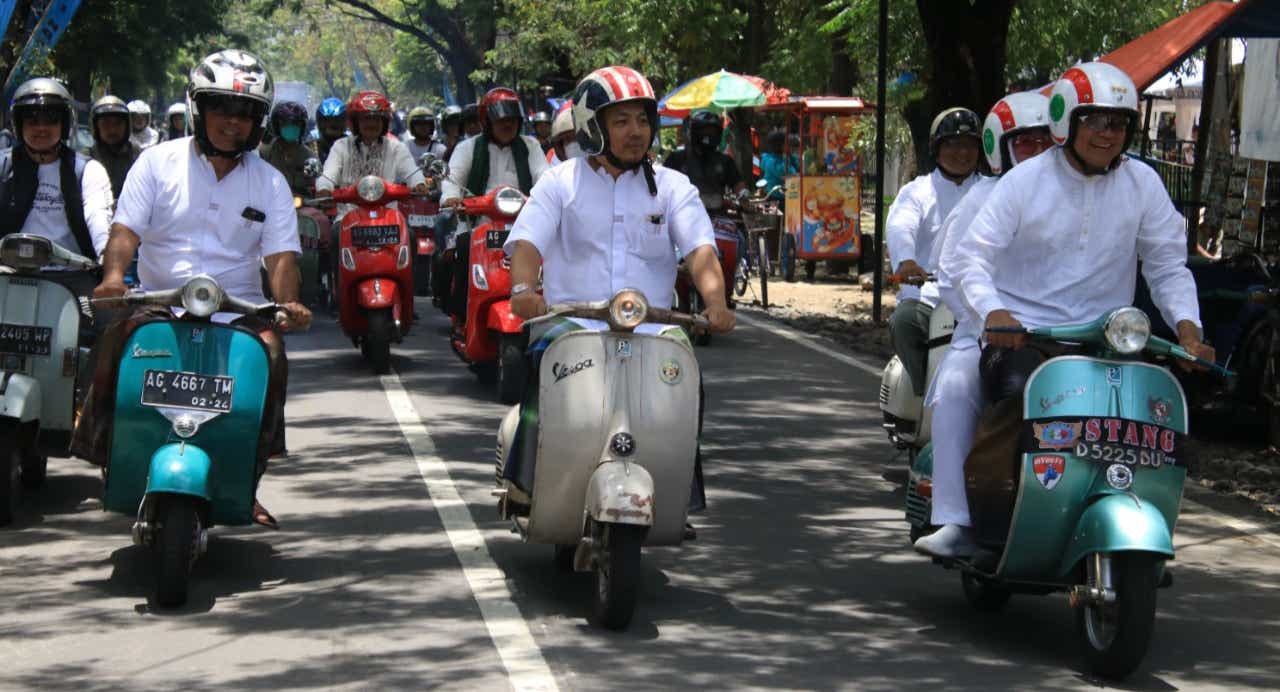 Festival Scooter, Komjen Arief Bersama Pecinta Vespa Keliling Nganjuk