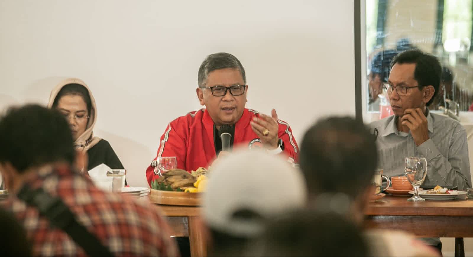 Kunjungi Rumah Padat Karya Surabaya, Sekjen PDIP: Cermin Gotong Royong Kerakyatan