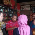 Deputi Konjen Amerika Serikat Kunjungi Klenteng Gudo dan Museum Potehi Jombang